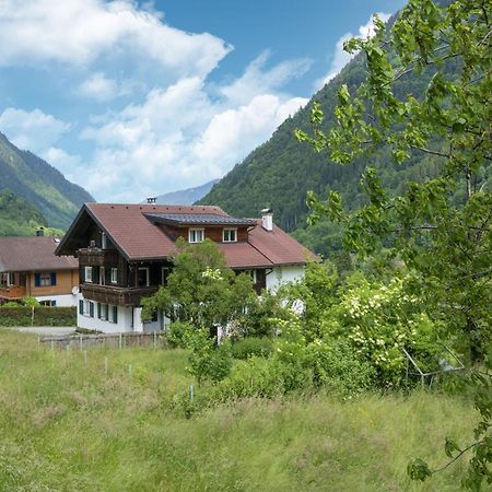 Holiday Home Near Ski Resort In St Gallenkirch ザンクト・ガレンキルヒ エクステリア 写真